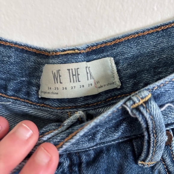 We the Free Distressed Daisy Duke Denim Women's Shorts size 30 - Picture 2 of 4